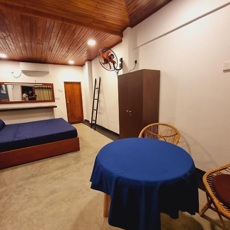 Sandil Surf House Ахангама Экстерьер фото