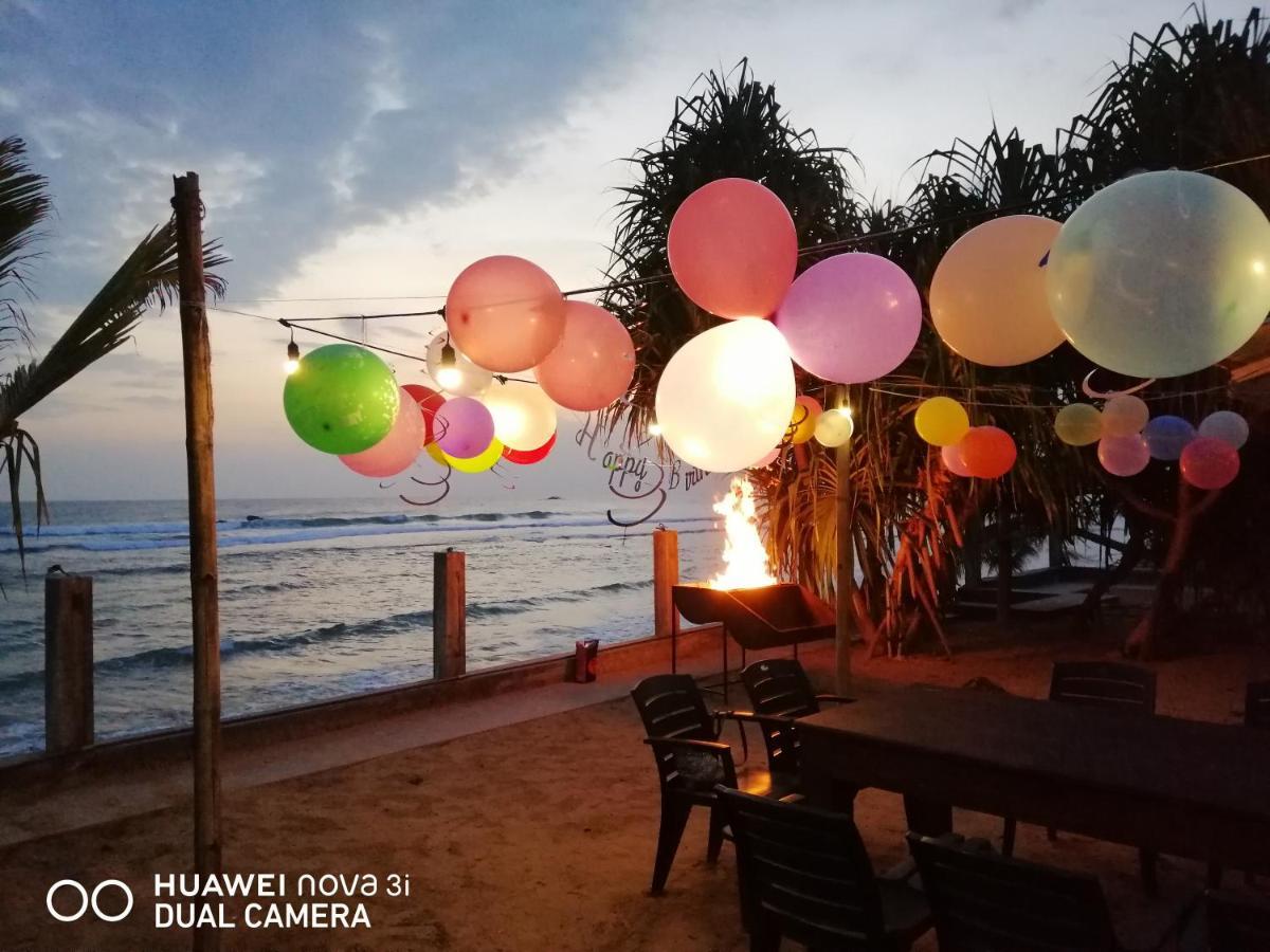 Sandil Surf House Ахангама Экстерьер фото